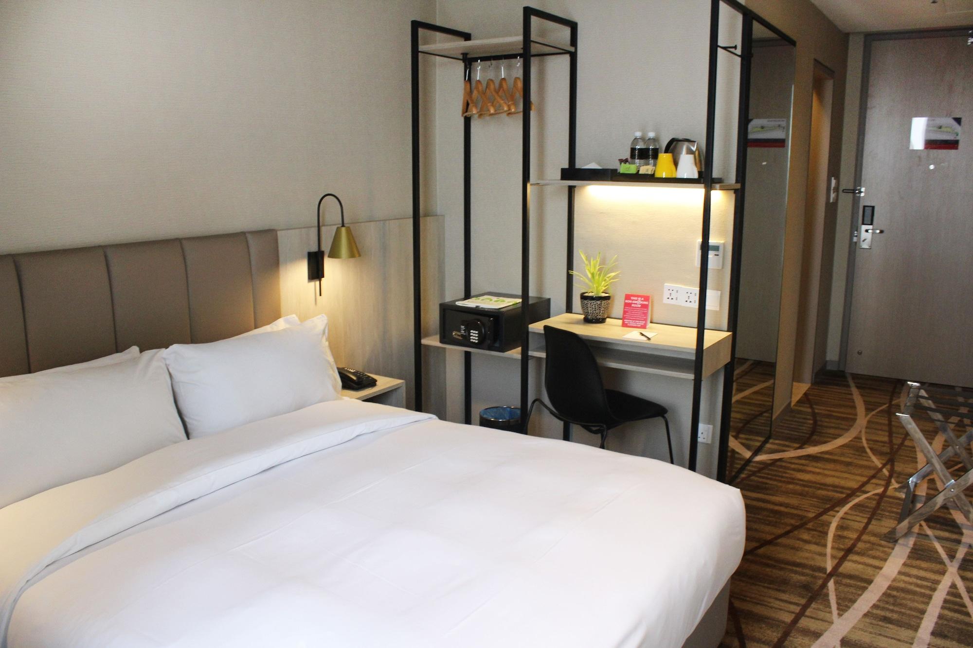 Mtree Hotel Пучонг Экстерьер фото