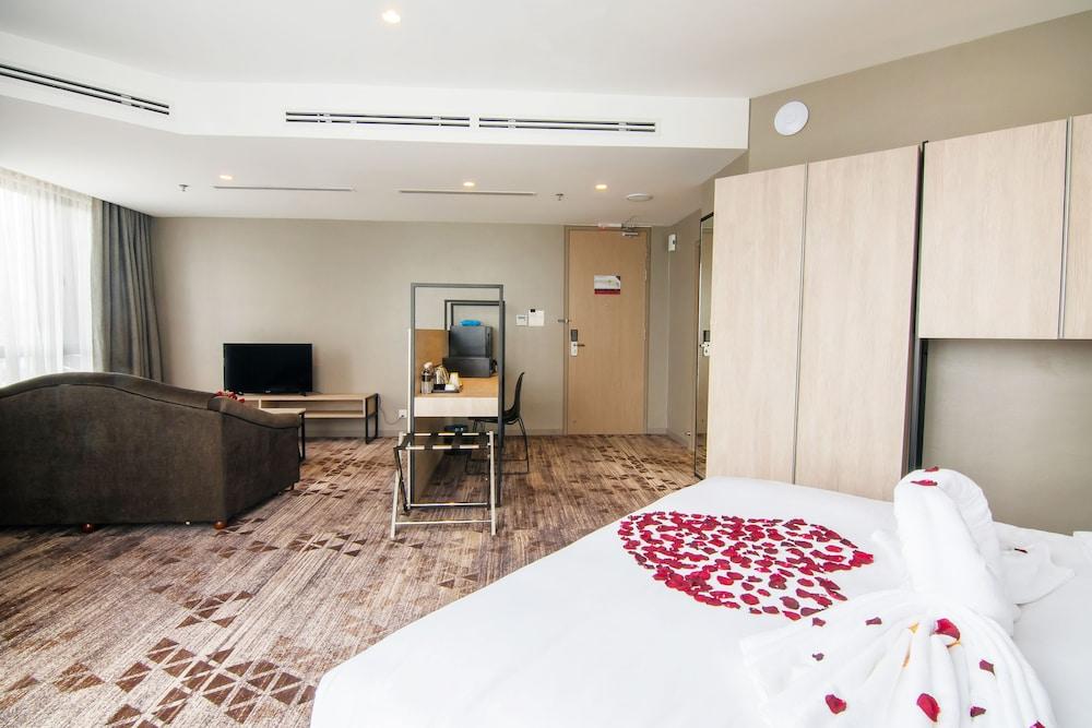 Mtree Hotel Пучонг Экстерьер фото