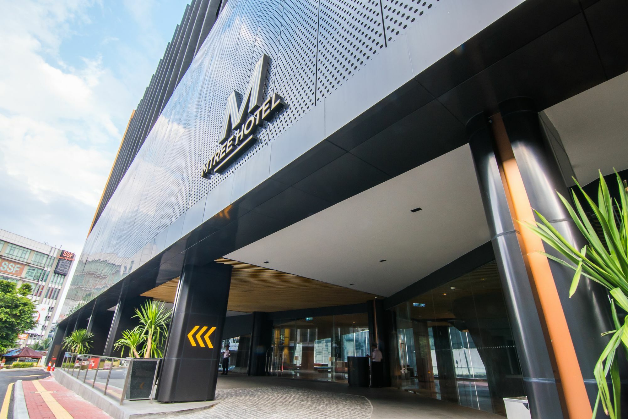 Mtree Hotel Пучонг Экстерьер фото